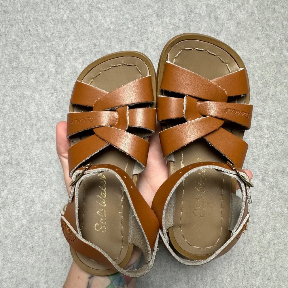 Salt Water Sandals by Hoy Original Tan Brown Leather Little Girls Sz 10